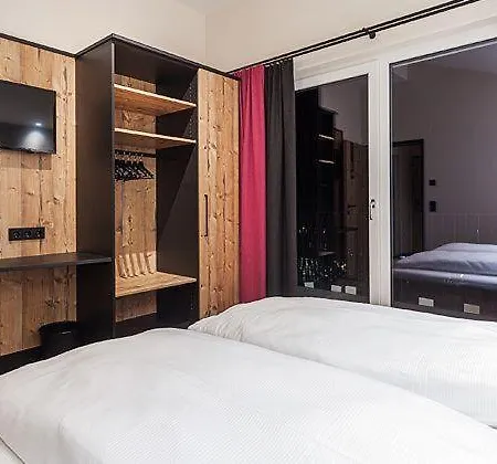 度假居 Alpenchalets-montafon *